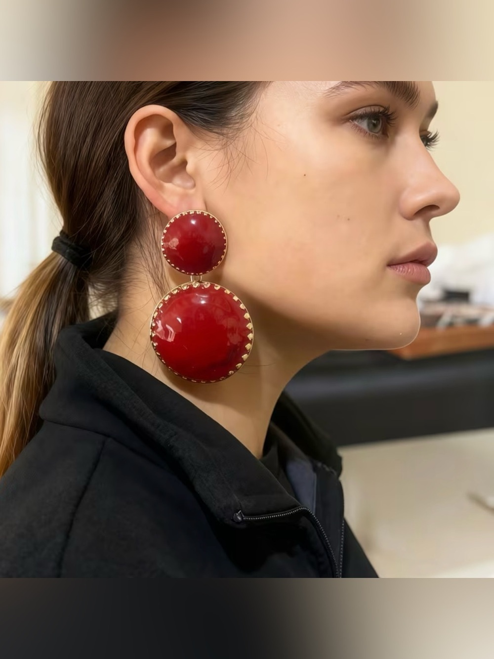NEW! Super Light Red Double Disc Statement Earrings. 🍷 (A1-38)